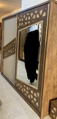 للبيع • سعر مناسب • دواليب