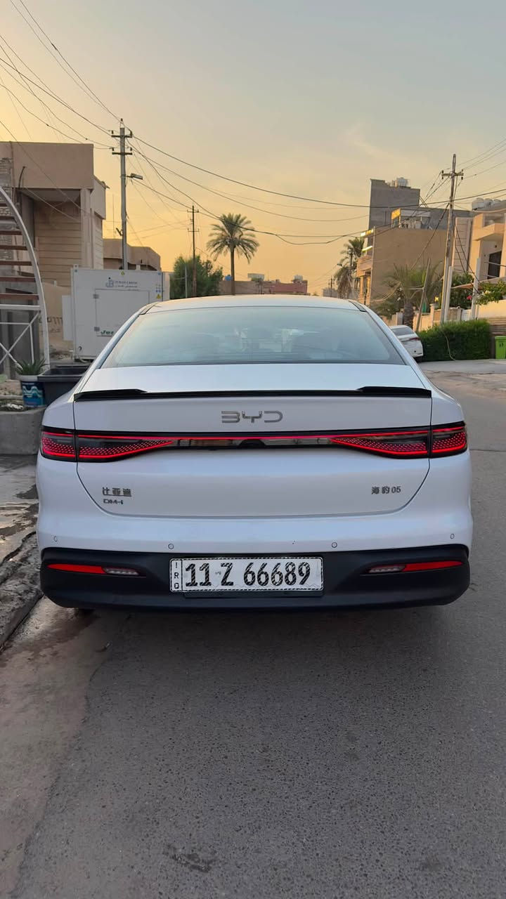 ﷽
( اقرأ التفاصيل معجبتك السعر معجبك سيارتي عندي وفلوسك عندك تعلقيات بدون داعي منحتاج. )
والله يوفق الجميع🙏🏼
السلام عليكم BYD SEAL 05 للبيع
🔺مديل 2025
🔻مواصفات ستاندر
🔺شاشة عربي - أنكليزي 
🔻شاشة اخر تحديث + برامج
🔺رقم بغداد شبه مميز بأسمي شرط التحويل
🔻كامل محتويات أرضيات حوضية 
فوم بنچر + شاحنة السيارة + مثلث
🔺الكشنات مغلفة نايلون
🔻غلاف ستيرن خياط + لواصق شاشات + تغليف الفرس لحماية الازرار
🔺ممشى السيارة الكلي 15,400 كيلو
ملاحظة *
🔻السيارة بيها تبديل قبغ الجنطة فقط
بدون صبغ نفس اللون مشتري من سيارة زيرو عندي الفيديو مالتها وبيها رصعة صغيرة موضحة بالصور باب خلف السكن (شرط الفحص وين ميعجبك)
🔆 السيارة نظيفة جداً جداً معتني بيها وبنظافتها دهن المحرك جديد ومن اجود نوعية وموجود وصلها 
🔺للاتصال : ***********
🔻السعر 18,500 مليون وبيها مجال للشراي
