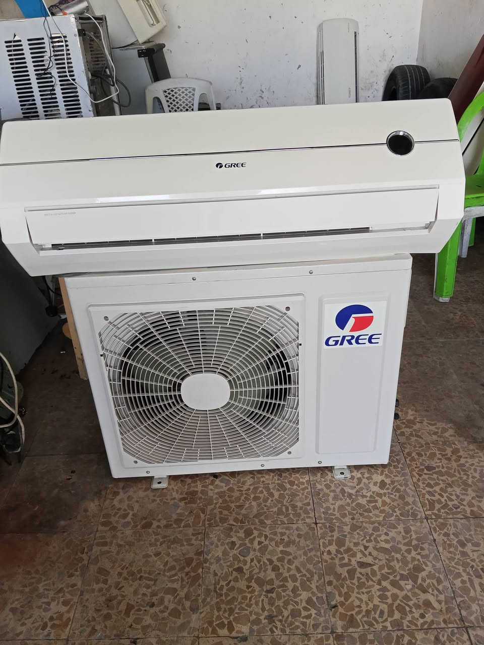 سبلت گري 2طن مع ملحقاته
شرط التبريد وضمان مكان كربلاء***********
