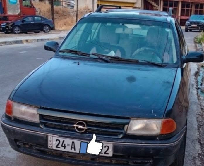استرا موديل 93
رقم دهوك هزه جديده سنويه31 جديده
صبع عام جماليه بدون ضرر 
كابون بيها ماستر
شرط تحويل
كير محرك شرط 
***********
