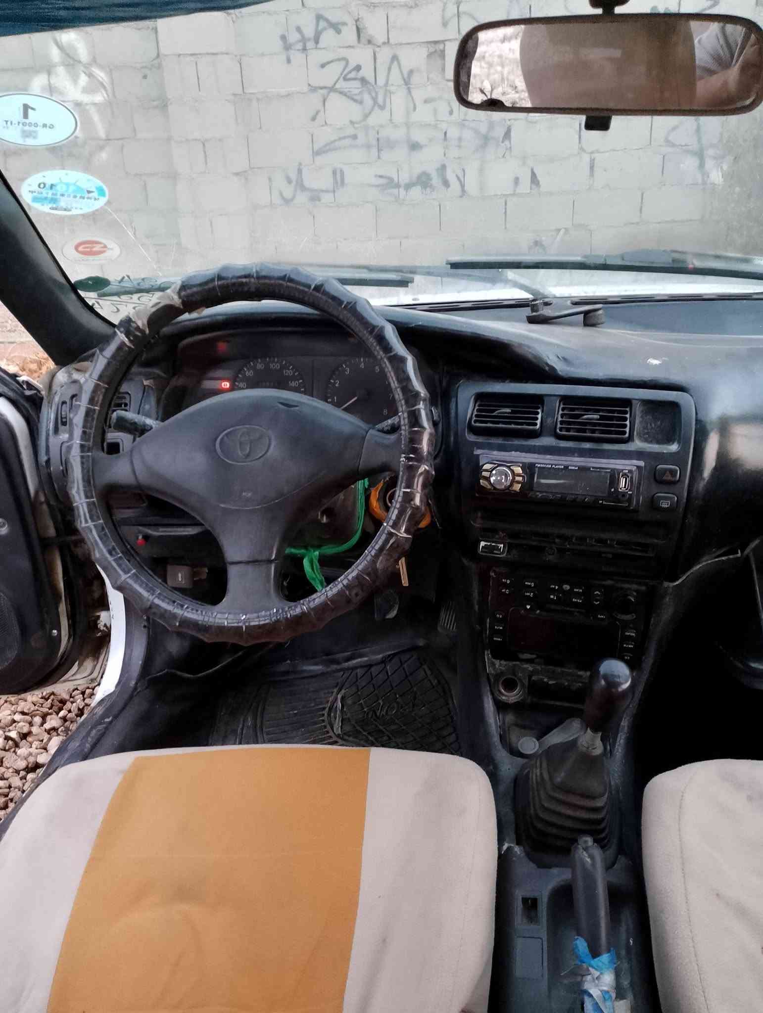 كورلا لبيع مديل 1991 مداور ثاني يوم مكفوله من ضربه وكصه ونقل جثه كير ومكينه جديد كفاله كير عادي مكان نجف سعر 36بيها مجال بصيط رقم بي وتساب ***********
