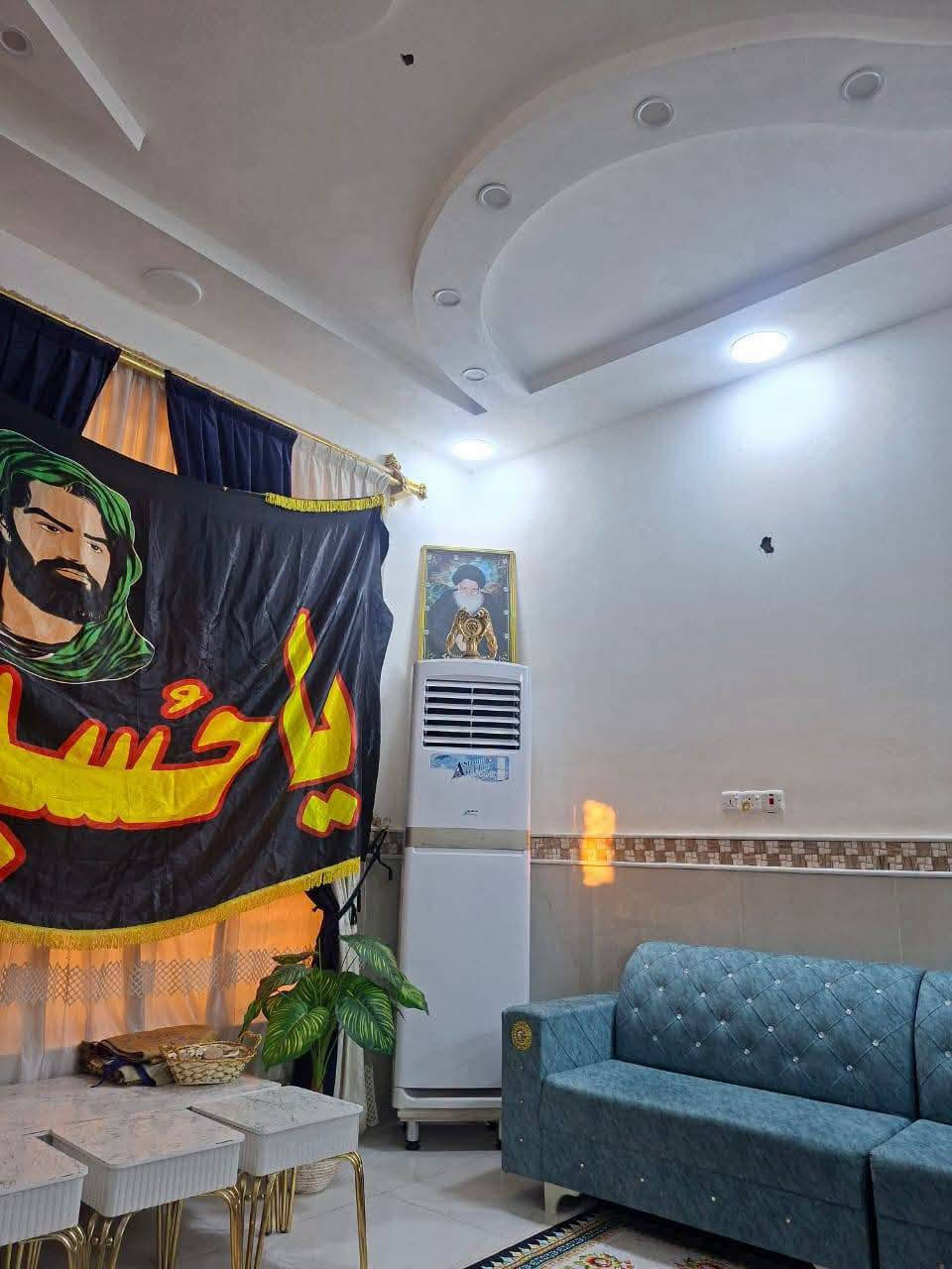 🏡 دار للبيع
📏 مساحة البناء 250 متر،

🌊 +فضلة شاطية 200 متر،

📍 العنوان حجي حسن 
قرب جامعة الإمام الصادق (عليه السلام)، 

🏯 طابقين

🔸 الطابق الأرضي يتكون من :
🛏️ غرف نوم عدد 2
🛋️ صالة
🍽️ مطبخ
🪟 أستقبال
🚪 مناور عدد 2
🛁 مجموعة صحية داخلية وخارجية
▪️ طارمة

🔹 إما الطابق الثاني يتكون من :
🛏️ غرف نوم عدد 2
🛋️ صالة
🚪 مناور عدد 2
🪟 شرفات عدد 2
🛁 مجموعة صحية

🔺 إضافة للبيتونة + صالة كبيرة

🧱 كونكريت، بناء سنة 2024، حديث

▪️ شغل درجة أولى

🔺 الواجهة 10.5، النزال 43

🌳 زراعي، سند 25

◼️ خدمات كاملة 

💰 السعر خاص أو الأتصال ع الرقم

📞 ***********

