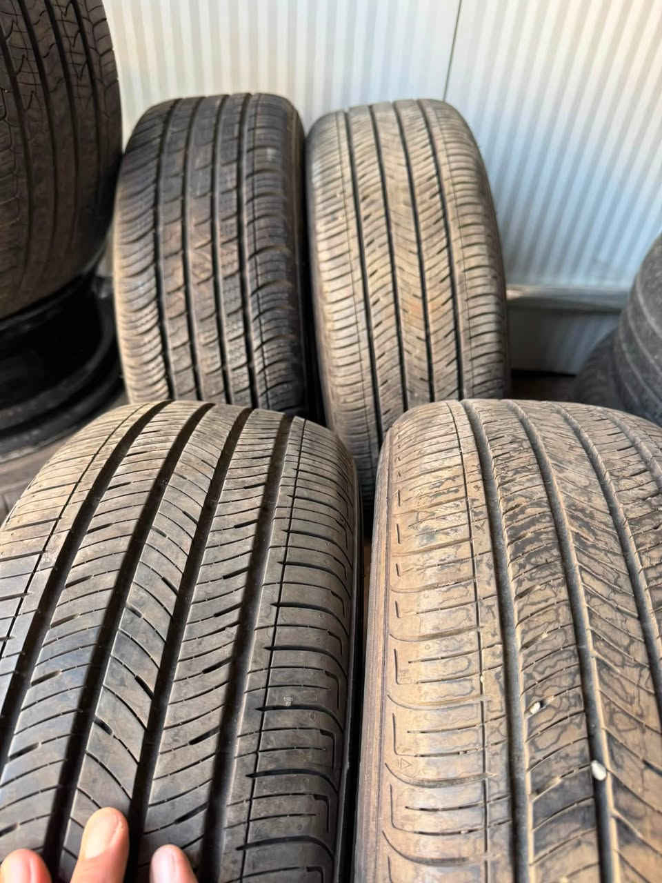 تخم ويلات وتايرات مال سيارة تفصيخ  K4
موديل ٢٥ اخو جديد انتاج نهاية ٢٥ السعر ٤٠٠ الف
***********
