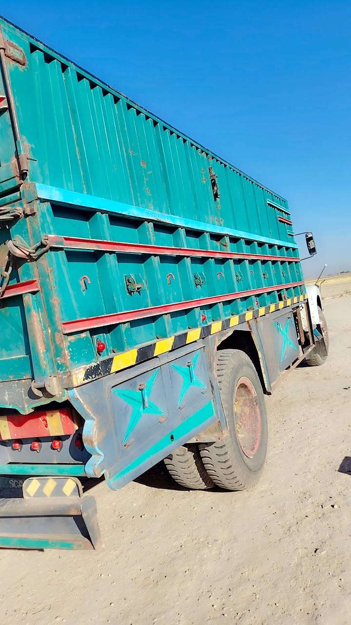 #للبيع سكانيا 111
موديل 79 شاصي بلادي
محرك سوبر شرط لاتنقيص ولاتبخير
بودي فصال جديد
ويل 24
الرقم نينوى شرط التحويل 
المكان صلاح الدين (تكريت)
السعر 27 وبيها مجال بصيط

#هاتف..زين.. ***********  آسيا. ***********
