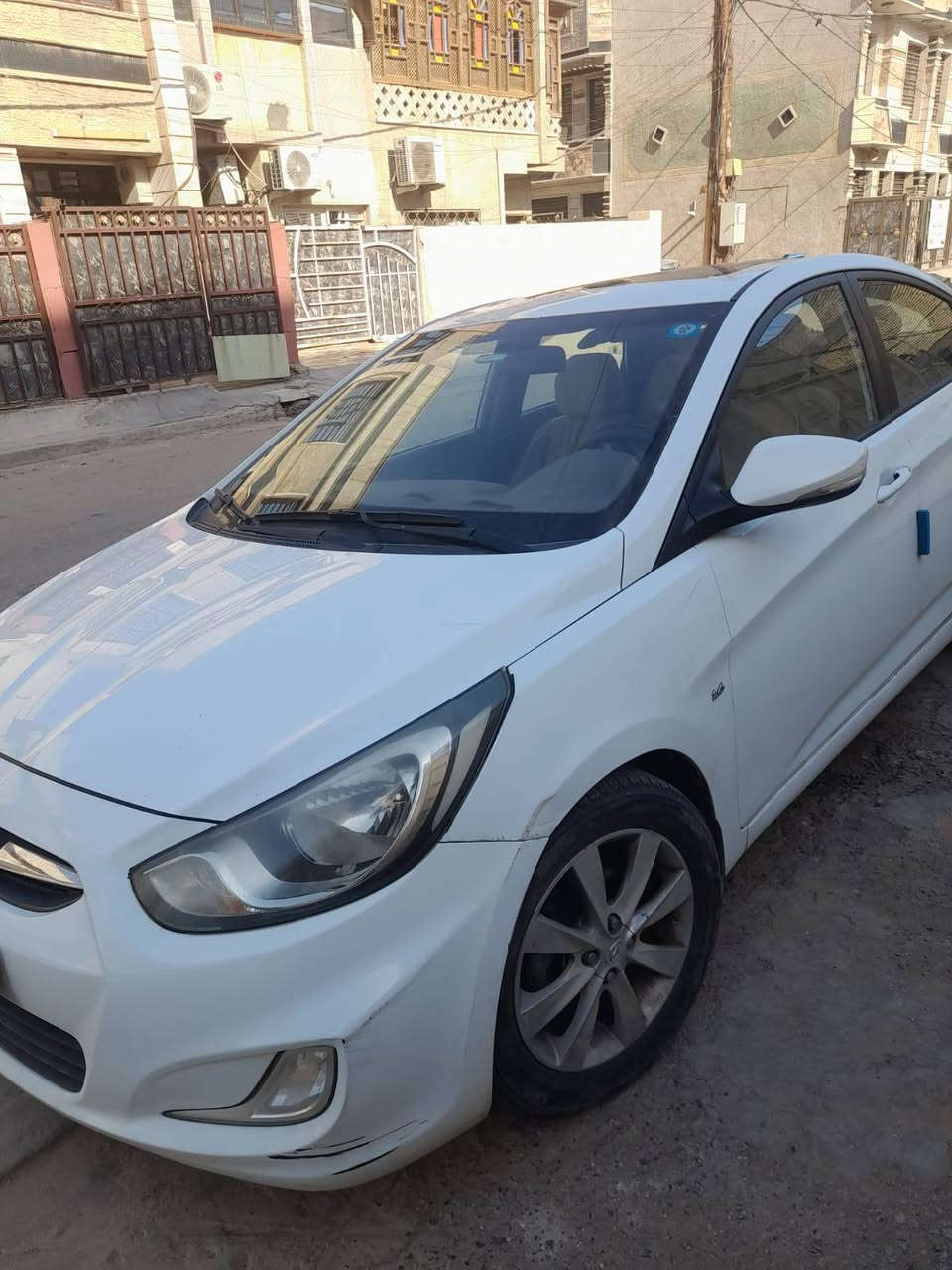السلام عليكم
اكسنت 2013 خليجي محرك 1600 سنوية ورقم جديد باسمي تحويل ثاني يوم ماشية 150 كيلو
بيها بارد بالجاملغ شاصي ولغد مكفول
موقعي بغداد السيدية
السعر 87 بيها مجال للطيبين 
***********
