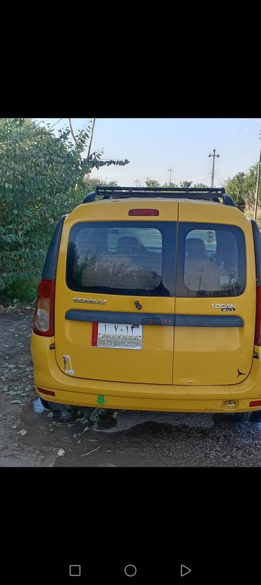 رينو للبيع موديل 12 سياره جاهزه مكينه وكير نظيف شرط ***********
