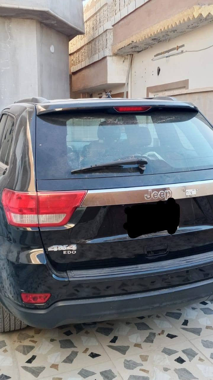 جيب لاريد
موديل ١٣
ضرر نص حزام
فول مواصفات
رقم بغداد
مكان السياره داخل كركوك
***********
