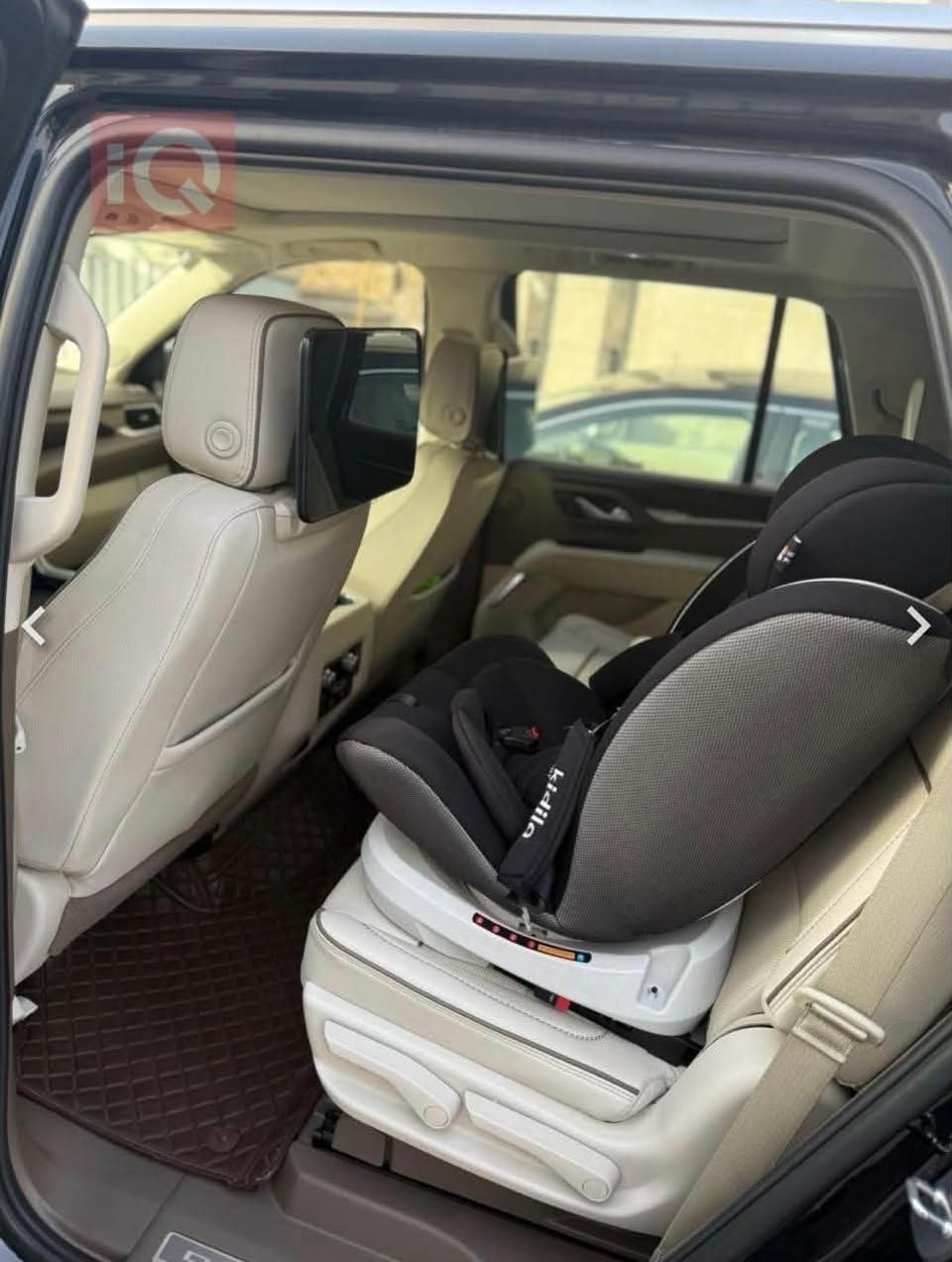 للبيع GMC Yukon Denali موديل 2023

كلين تايتل النظافه ميه ميه داخل وخارج 

ماشي 30 ألف فقط
Clean Title
السيارة نظيفة جداً وبحالة ممتازة 
جاهزة للفحص والتسجيل

السعر: 576 ورقة
للتواصل: ***********

المواصفات:

* محرك V8 سعة 6.2 لتر
* دفع رباعي 4WD
* جير أوتوماتيك 10 سرعات
* داخلية جلد فاخرة
* كراسي كهرباء مع ذاكرة
* تبريد وتسخين الكراسي
* شاشة وسطية كبيرة
* Apple CarPlay وAndroid Auto
* كاميرات محيطية 360°
* حساسات أمامية وخلفية
* رادار وتنبيه تصادم
* مثبت سرعة
* نظام المحافظة على المسار
* تشغيل بصمة وتشغيل عن بُعد
* فتحة سقف بانوراما
* شحن لاسلكي
* باب خلفي كهربائي
* 3 صفوف مقاعد
* جنوط Denali
* إضاءة LED
* نظام صوت فاخر

السعر 576 ورقة
