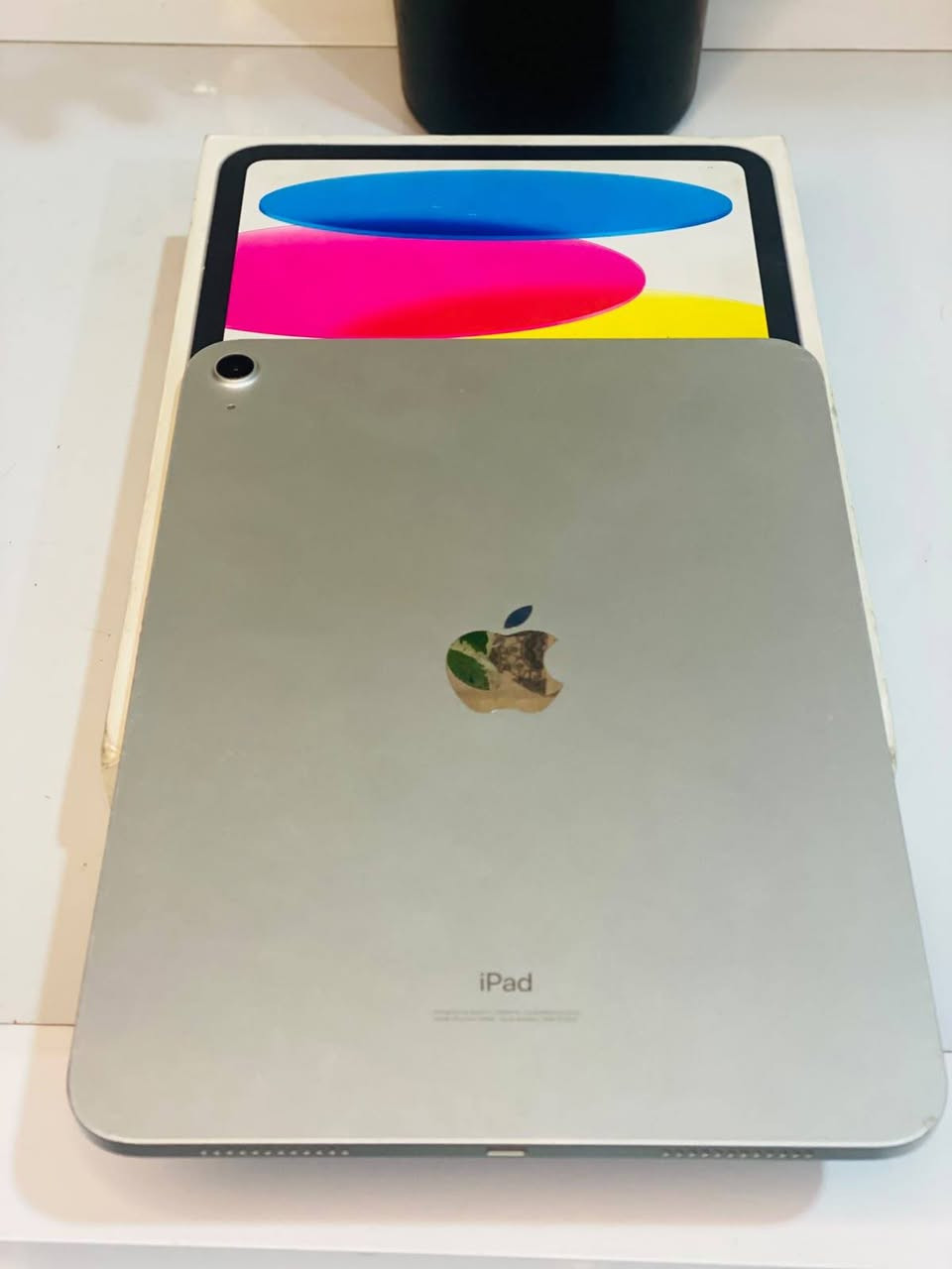 ipad 10
ذاكره . 265 
بطاريه . 97 
نضافه . 98 % 
ملحقاته . كامله 
اخو الجديد . 
السعر خاص . 
رقمي . ***********
