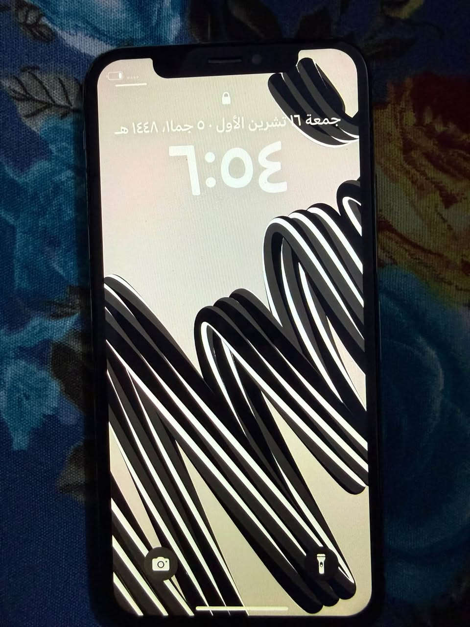 آيفون XS • سماعة مابيه صوت • بغداد