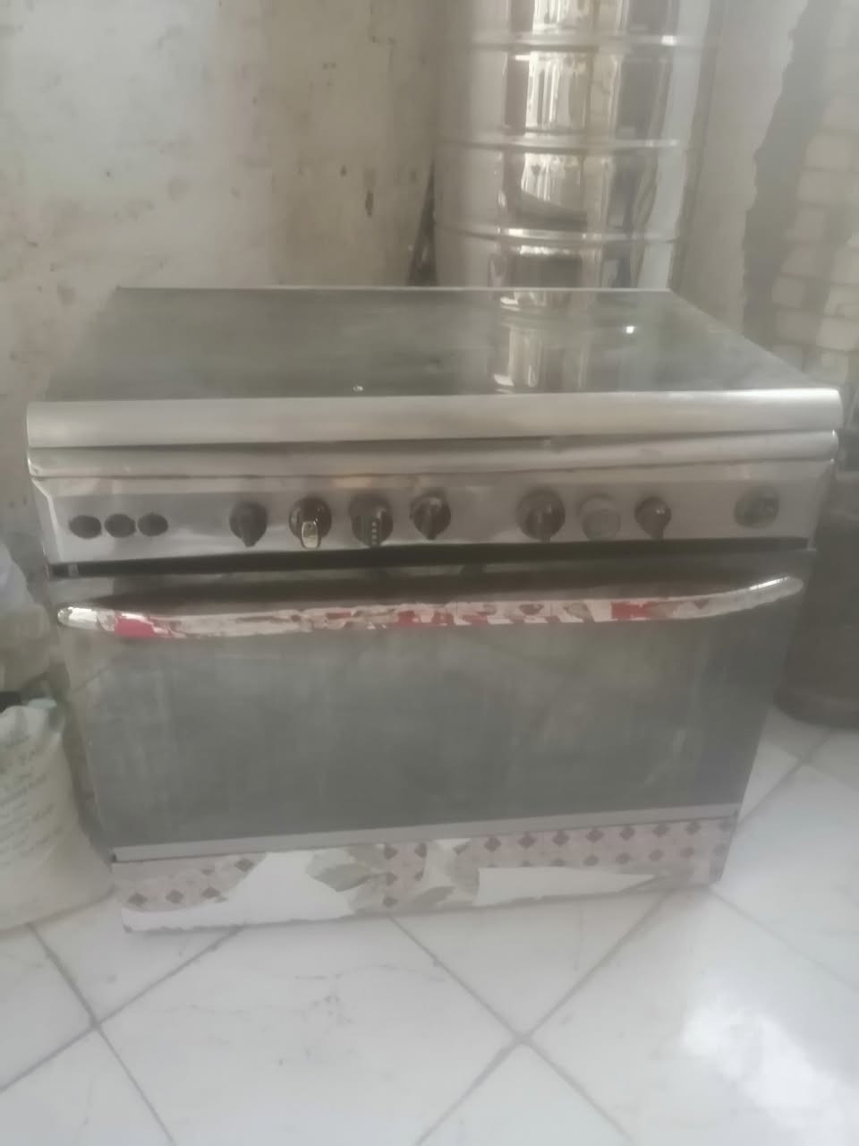 طباخ خمس عيون كل شغل عيون وفرن ب90 بيه مجال ***********
