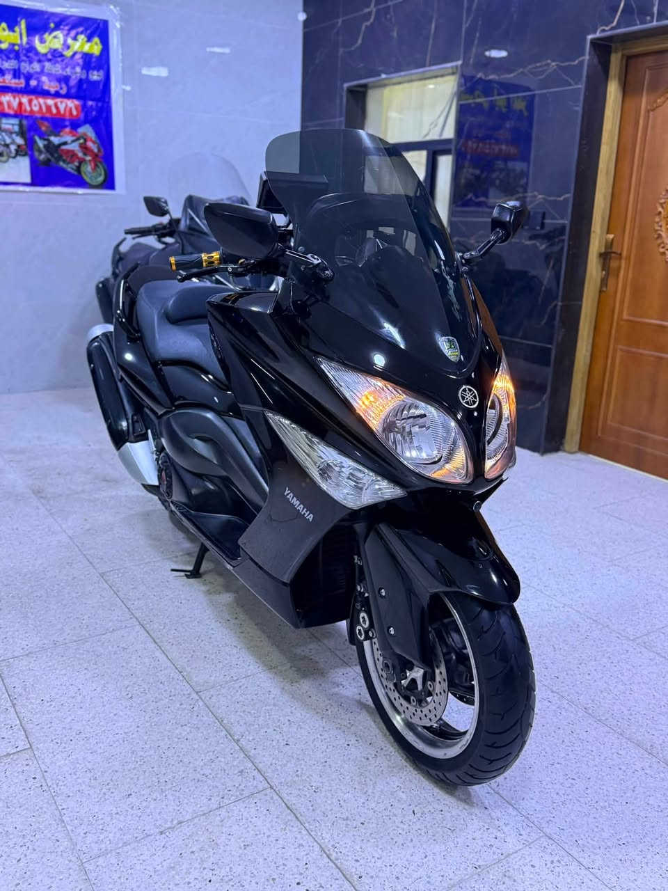 بسم الله ما شاء الله 
TMAX 500 2011
كفالة عامة شرط الفحص 
بيهة قطع تزويد اصلي وبكلايت لد
 ابيع ع صور وتقرير المزاد
المسافة المقطوعة 29km
بدون مراوس وبدون رقم فقط عقد المعرض
العنوان مدينة الصدر شارع الفلاح قطاع ١٢
السعر 45 ورقة
الراغب بالشراء هـ***********

