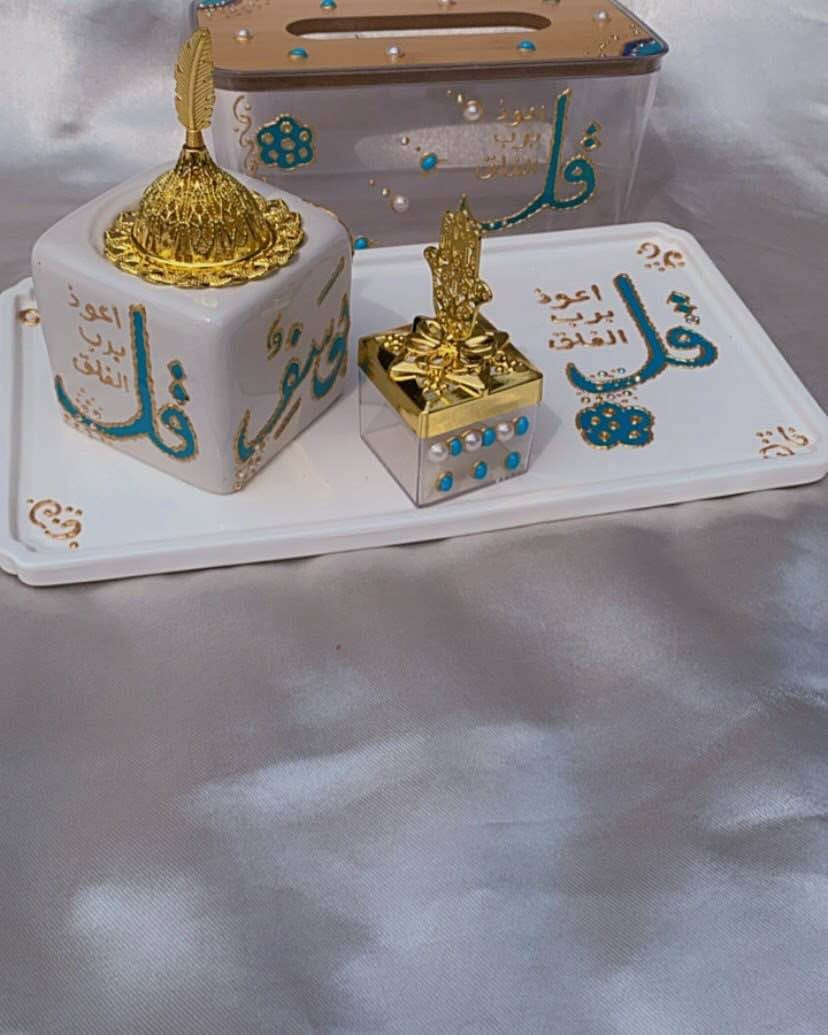 بكجات 
عروض على هذة البكج 
شغلي حسب الطلب
يتوفر توصيل لجميع المحافظات العراقية
الحجز قبل اسبوع
ضمان الوان ضد الماء بغداد, العراق

نص مكتوب في الصور:
- Eeloo_92 Eeloo_92 Eeloo_92