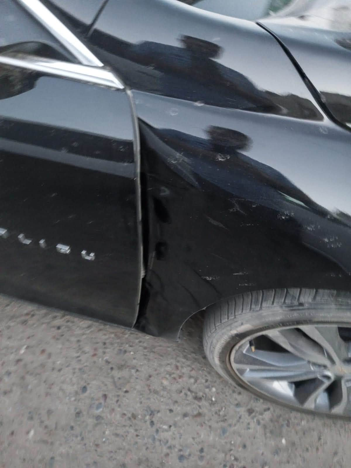 ماليبو موديل 23 معوقين.
باقي سنتين ونص تقريبا وتصير حره
مواصفات فووول.
بانورما
رادار تحديد مسار
مانع تصادم
رادار جانبي نقطه عمياء
حساسات خلفيه
تدفئه بالكشنات
باقي الموصافات معروفه
ماشيه 60الف ميل
حادثها عاميه و جاملغ.تعديل بارد. بدون صبغ.
تم استيرادها على ايدي. وصلت بدون عطل. فقط دعاميه و تصليح جاملغ و شويه طرف البنيد بارد
سياره مكفوله. بدون. اي عطل. و بدون اي مصرف قطعها اصليه بدون اي تبديل بدون اي حماوه
السعر. 17 مليون
***********

نص مكتوب في الصور:
- 3 من 12
- 12 من 5