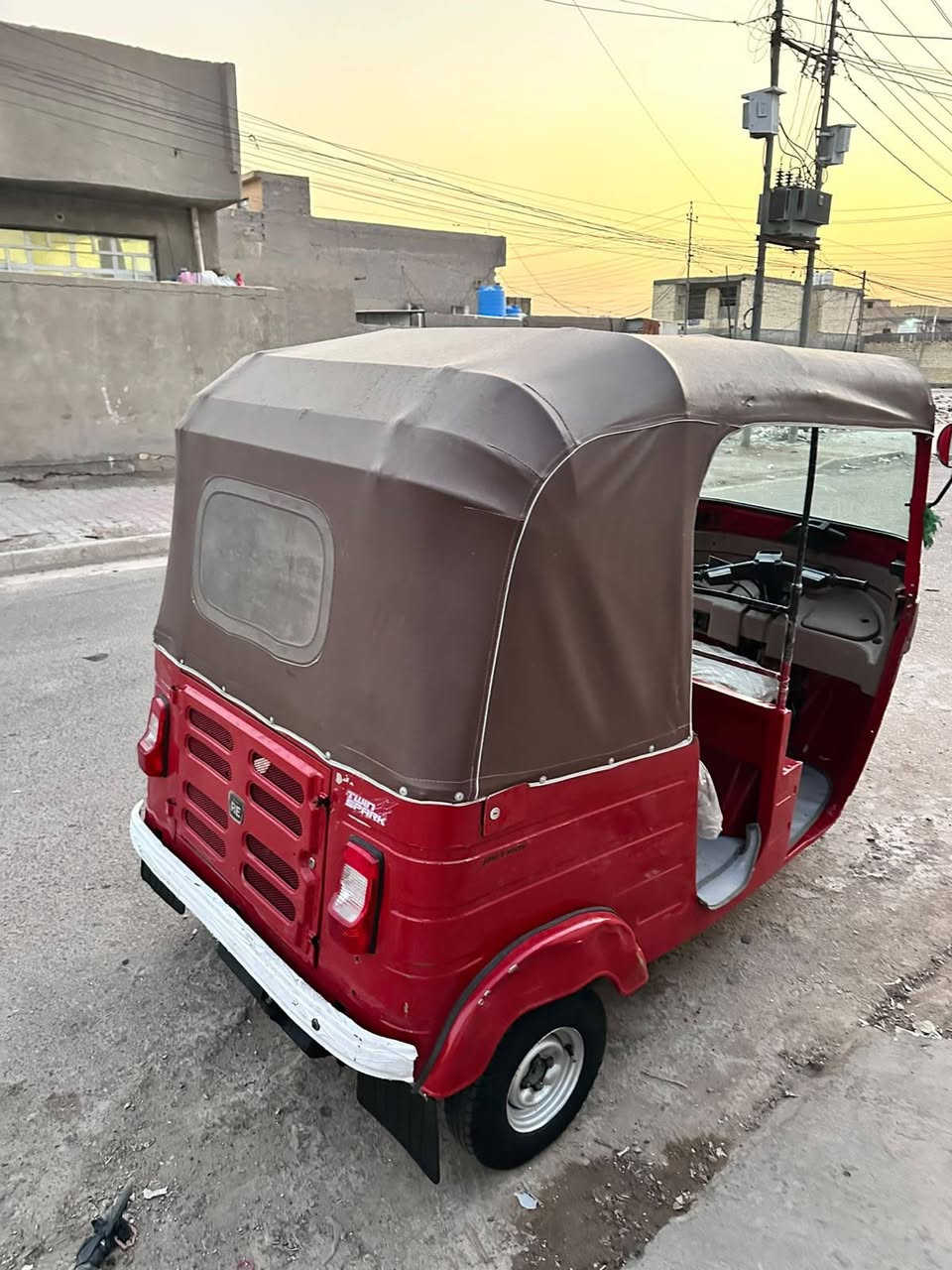 السلام عليكم تكتك موديل 2018 أوراق المصطفى مكفوله من الصبغ تكتك بلاديه مكاني بغداد جسر ديالى القديم رقمي ***********
