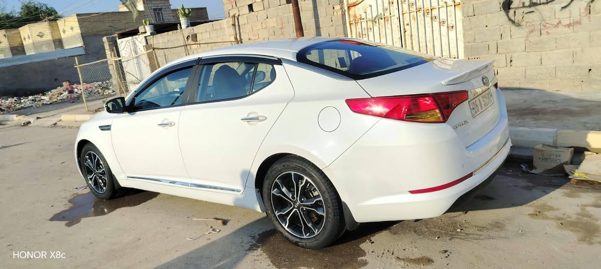 السلام عليكم
كيا اوبتيما 2012 خليجي كفاله عامة 
مكينه 2000
حداديه جديده
تبريد تدفئه 
السياره بسمي تحويل مباشر 
تخم تاير جديد 
االاستفسار اتصل ***********
 مكلف بالنشر خابر وتدلل 
السعر 118 وبيه مجال

نص مكتوب في الصور:
- HONOR X8c