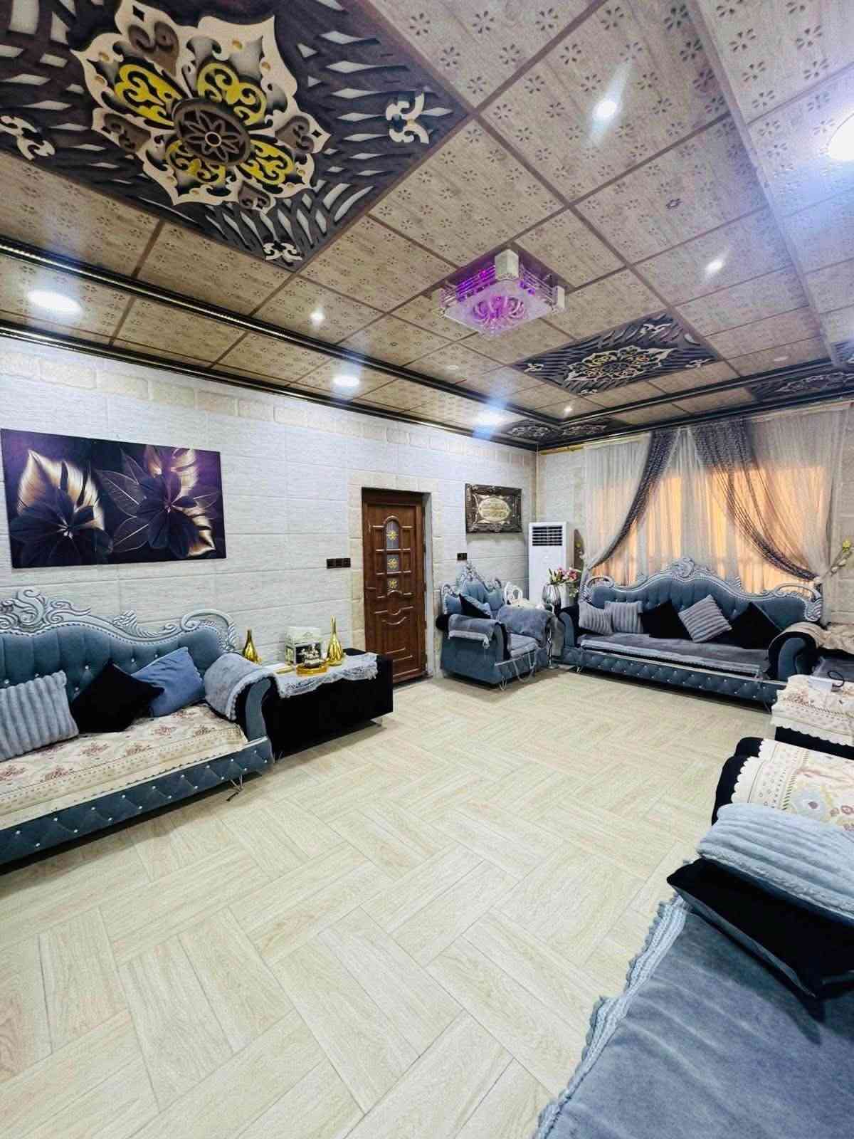 #عروض #مكتب #دانيه # للعقار #
#تجدون #كل #ماهوا #جديد #ومميز #لد #مكتبنه

🌟 فرصة مميزة لامتلاك بيت أحلامك! 🌟

📍 الموقع: درا للبيع حي الحدباء ركن
🏓على شارعين بيعرض 12 متر 
📐 المساحة: [287] م²
 🌅اتجاه درا شروق قبله
🏛️ الواجهة: [12/19] متر] 

🛏️ عدد الغرف: [6] غرفة نوم 

🚿 عدد الحمامات: [3] حمام

🛋️ تفاصيل إضافية:

▫️ صالة واسعة

▫️ مطبخ 

▫️ / كراج / سطح

🏗️ عدد الطوابق: [ طابقين]

📶 الخدمات:

✔️ ماء حلو دائم

✔️ كهرباء وطنية
  سند ملك صرف شرط التحويل 

💰 السعر يذكر عنده الاتصال او مرجعة المكتب 

🔴الكائن سايدن التعليم العالي قرب مجمع الغزل

مكتب # دانيه # للعقار # 

🔴نستقبل كافة العروض العقارية في مناطق الموصل 

🔴سكني تجاري زراعي 

📞 للاستفسار والمعاينة:

📲 [*********** 

📲 [*********** 

#حي #الملايين #الاولى #الملايين #الثانيه 

#دار #للبيع #بيت #للبيع #تقطيع #الملاح
