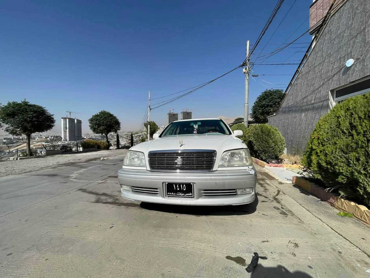 👑 TOYOTA / CROWN / 👑 
ئەم مەلیکەیە بۆ فرۆشتن 🇯🇵 
موسە / تەنها 1 پاچەی بۆیاخە ✅
مۆدێڵ2003✅
ناو زەرد ✅
مواسەفات 3 دوگمە / تراکشن /پەردە سپۆڕت ✅
کوشن جلد ✅
سوکان لێگزز / کارەبایی ✅
مەکینە D4 گەورە ✅
ئاوێنە کارەبا و هیتەر ✅

سەیارەکە بیانو بڕە / کامل سێرڤس کراوە لە نۆزڵ و پلاک و فیت پەمپ و مەسفی / بەشەرتی گێڕ و مەکینە و کامل کارەبایی / بڕغوی نوقسان نیە / کامل کارەبایی ئیش ئەکات و بەشەرت /  سەقفی وەک شوشەیە /1 بۆیاخیەو  تەنها شوێن موسەکان 
تکایە کڕیار نیت پەیوەندی مەکە ...
                                               👑🇯🇵👑🇯🇵👑🇯🇵👑🇯🇵👑46گەڵا و معامەلە
شوێن / سلێمانی 
ژمارە / ***********
