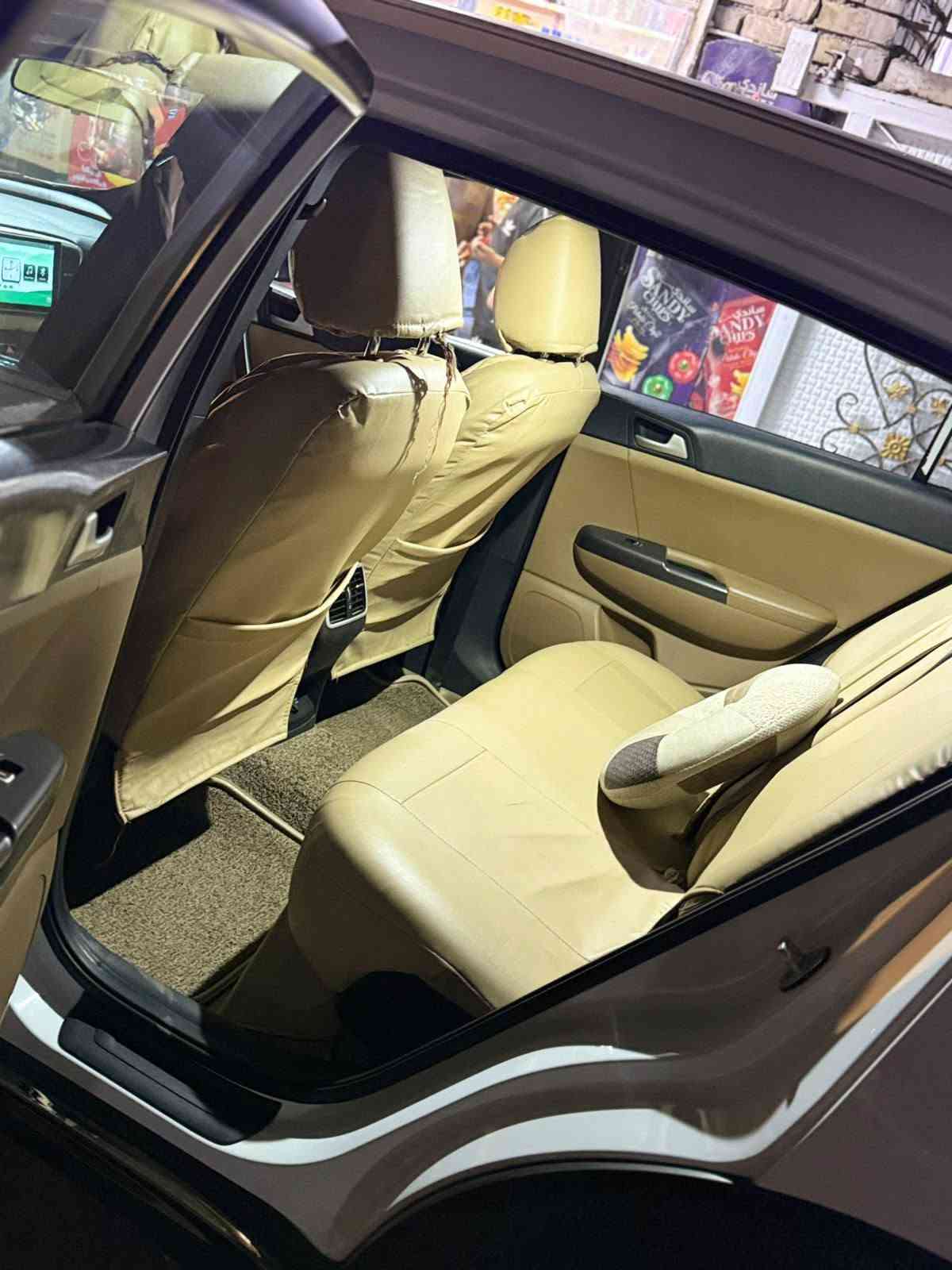 للبيع
للبيع
▪️سلام عليكم كيا سبورتج موديل 2021 ▪️🚗
▪️خليجي  ▪️
محرك (2000) دوش ✅
مواصفات سيارة
1.( سويج) ▪️
2.(كشن جلد)▪️
3.( كشن كهرباء 2 )▪️
( شاشه)▪️
( لايت زنون ✅)
ماشيه (80) الف
(بعد هواي مواصفات)▪️
( العنوان جكوك 📍)
الرقم (***********)
(السعر (193 )
