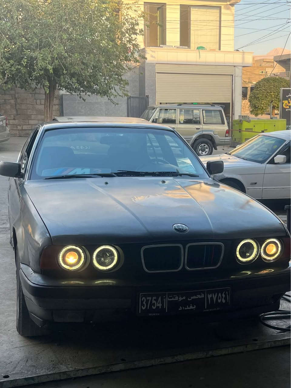 Bmw E34 
فرۆشتنی خێرا         علوج ، بێسەرەتا
مۆدێل١٩٩٣
مەکینە ٢٠ی سەقەڕ گێڕ عادی 🚀
گێڕ و مەکینە بە شەرت 
موس وبڕاوە بە شەرت 
سلایت 
٢جام کارەبا
سەیارەکە زۆر توند وتۆڵە 
سعر ١٦ وەرەقەو مەجەلێکی زۆر زۆر کەم 

***********📞 دخان, السليمانية
