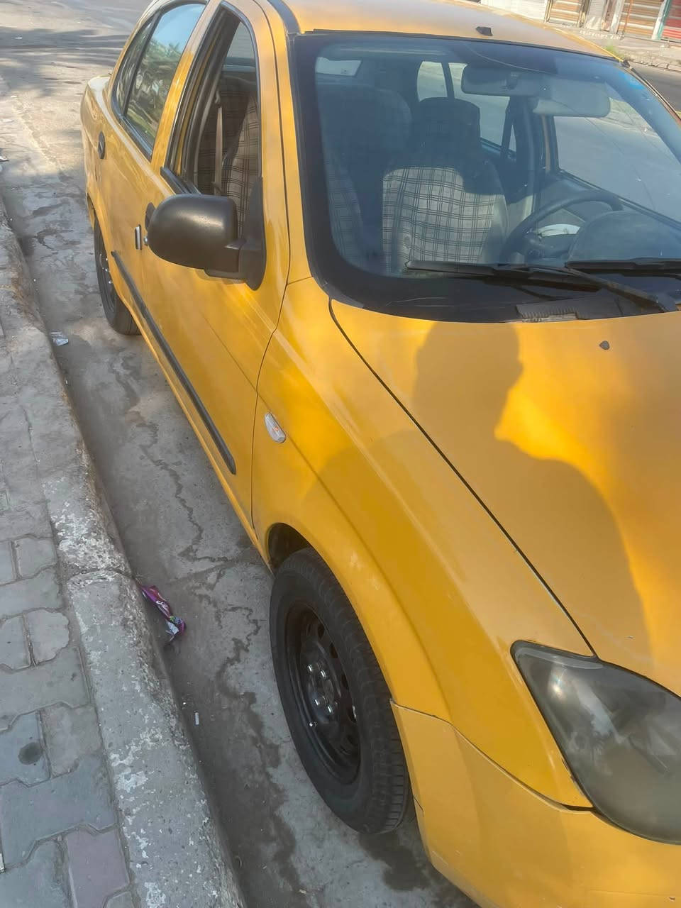 طيبه موديل ٢٠١٥سنويه محدثه ٢٠٣١بيها هزه لمده سنه كاملهالسياره@ مصفره هياه وغرامات ومستلم البحث الجديد السياره مكفوله كير ومحرك وشواصيالسنويه باسمي التحويل ثاني يوم رايدها ٣٥وبيها شويه مجال  الشراي يتصل ***********
