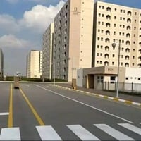 ١٠٠م • مجمع B8 • طابق ثاني