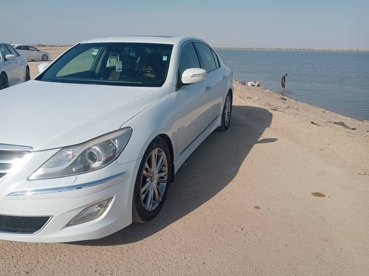 للبيع جنسز 2013 رويال
فول الفول مكفوله من الصبغ والتبديل عدى الدعاميات السياره رقم دولي جديد وجاهزه محرك كير كله مشروط  رايدها 137 وبيها مجال مكاني بابل لاستفسار اتصل ***********
