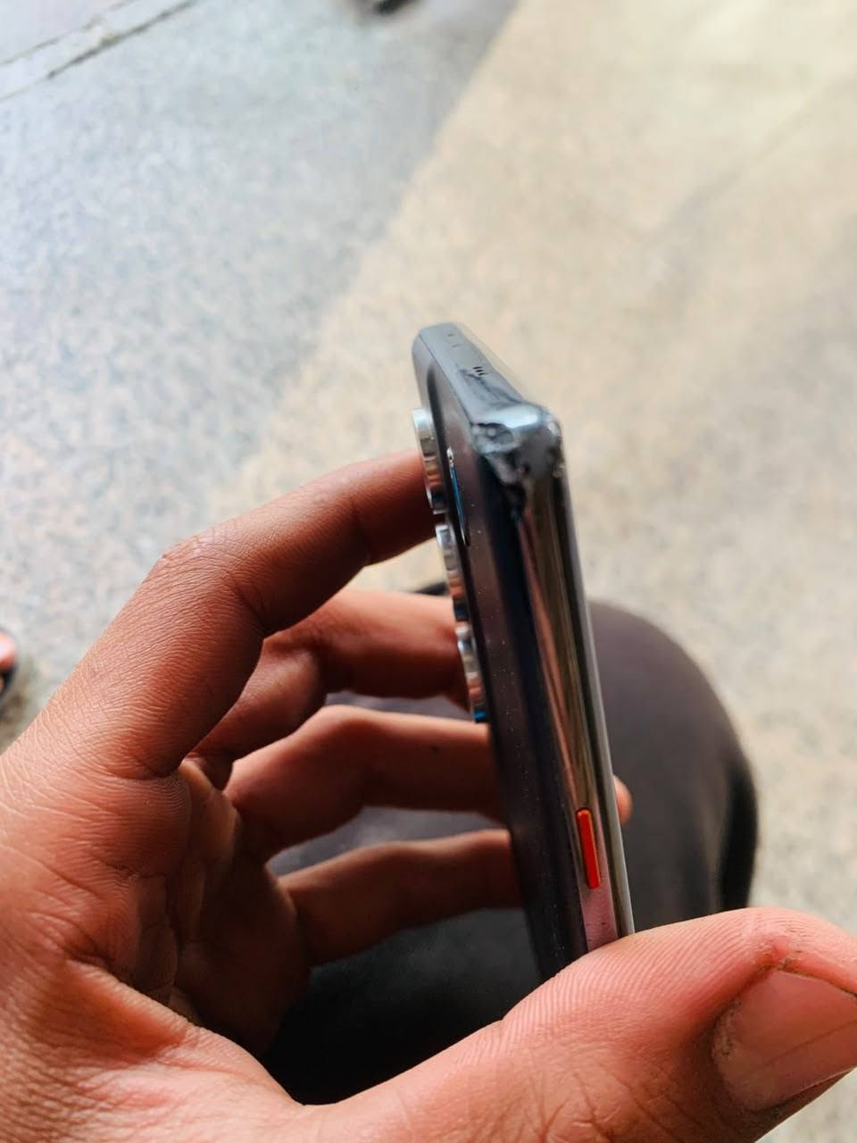 تكنو كامون 40 برو 5G • ٢٥٦ • قفل
