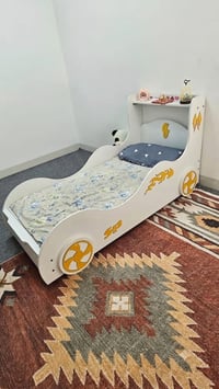 مرجوحتين • ابيض • ازرق