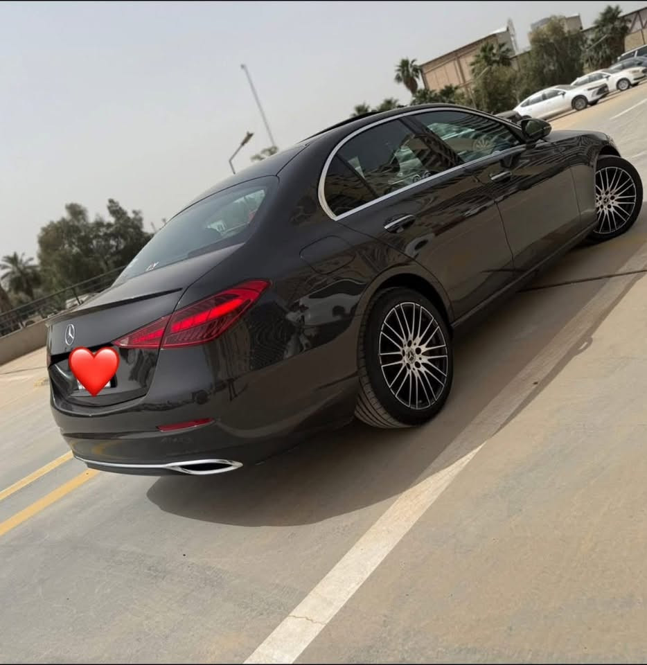 السلام عليكم
مرسيدس C300

موديل 2023

كلين تايتل

مكفول صبغ او بارد

ماشية ٣١ الف مايل ( ٥٠ الف كيلو متر )

سيرفس كامل

رقم شمالي تحويل مباشر

السعر 34,300$

مكان السيارة بغداد 

***********
متواجد واتس اب
