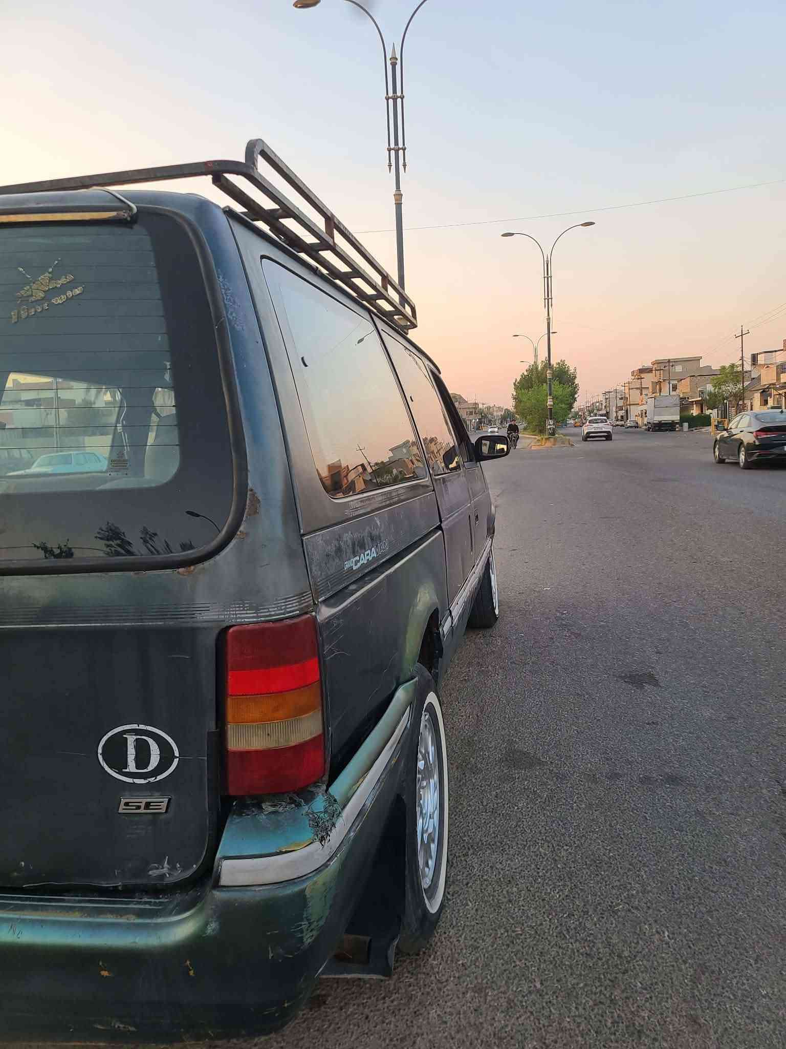 كلايز موديل 1993 محرك وكير كامري ابو الجف كير اوتوماتيك بشرط تبريد بس غاز شرط كهربائيات كلها شغاله سياره مال فقير سنويه 
مشروع وطني شرط الوكاله أو التحويل السعر 17بيها مجال للشراي عنوان السياره كركوك موبايل ***********
