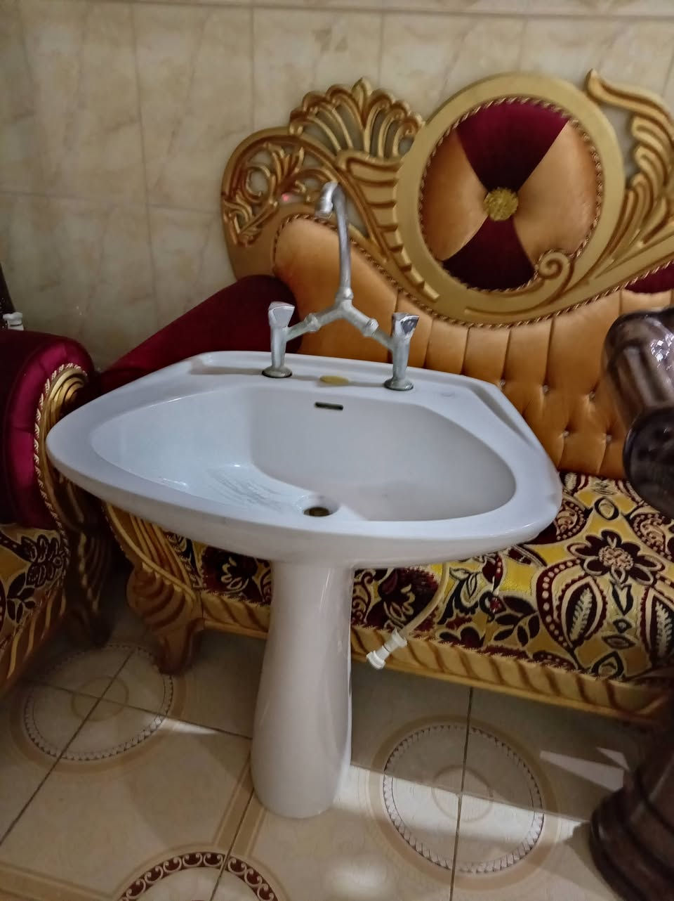 مغاسل نضيف للبيع واتساب ***********
