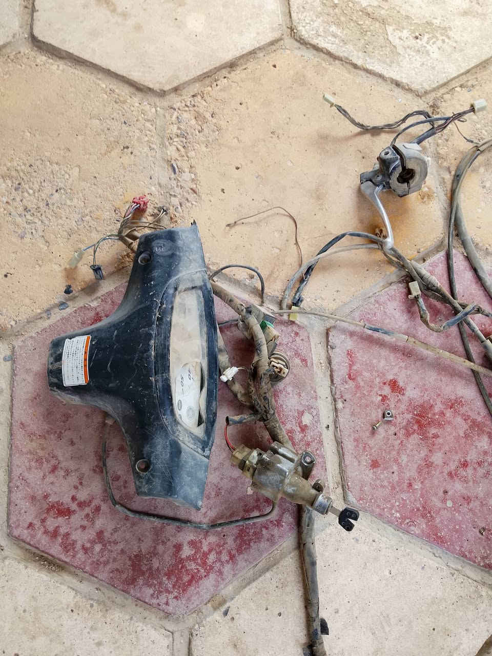 دراجه بيجي تفصيخ ومكينه واتساب الناصرية رقمي ***********
