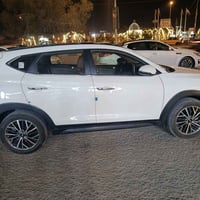 توسان موديل 20 فول مواصفات ماشيه 106 للمعلومات أكثر أتصل07813243310