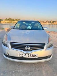 وبركاته  للبيع نيسان التيما موديل 2007 رقم بغداد الدولي بأسمي السيارة ...
