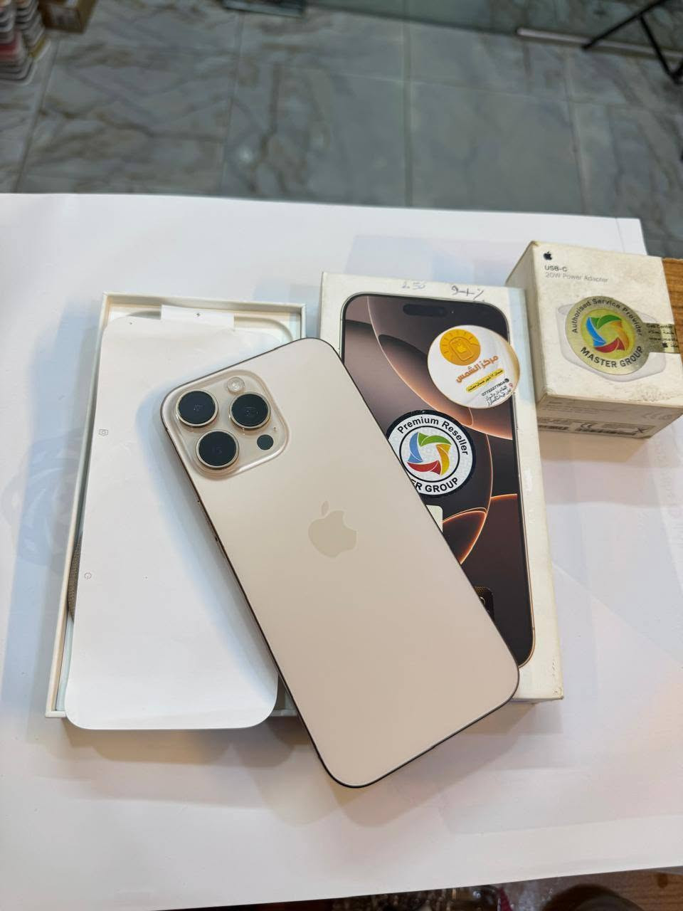 ايفون 16 برو ماكس • ٢٥٦ • بطارية ٩٤٪