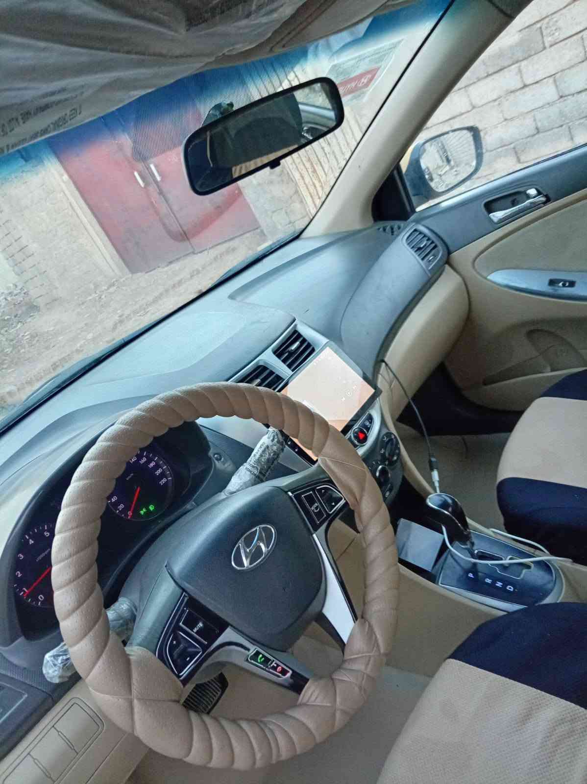 اكسنت • ٢٠١٢ • رقم ميسان