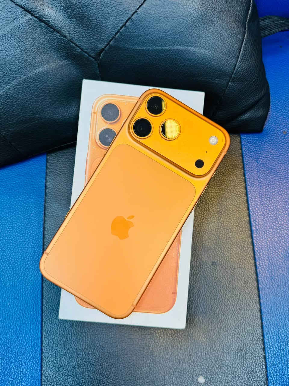 أيفون 17 برر ماكس🧡
ذاكرة 256 / بطارية 100%🔋
الجهاز عربي شرق اوسط / مبدل كامرة تفصيخ فقط✅
للعلم الجهاز راحع وتر‼️
كامل ملحقات / كلة شغال فيس ايدي شغال✨
مكاني زيونة شارع الربيعي / سعرة 1550🔒💸
هـ : *********** متواجد واتساب كذلك

