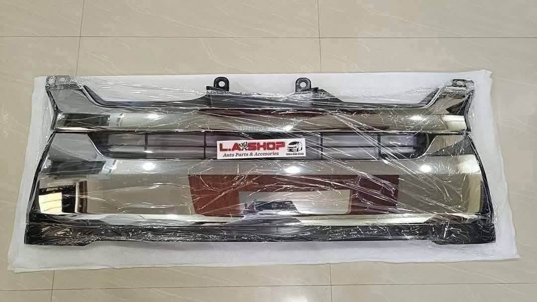 ***********
السلام علیکم کل غراض جوە السوک عندی توصیل

نص مكتوب في الصور:
- L.A SHOP Auto Parts & Accesories 0904-538-2100
- L.A SHOP Auto Parts & Accesories 0994-595-2100
