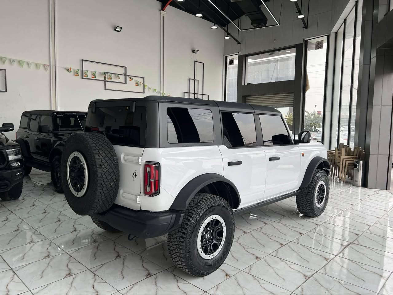 فورد برونكو
موديل-2024
مواصفات-BADLANDS ٦ دووگمە
سلندر-V6
ماشي-20000ميل
***********
*********** أربيل, العراق
