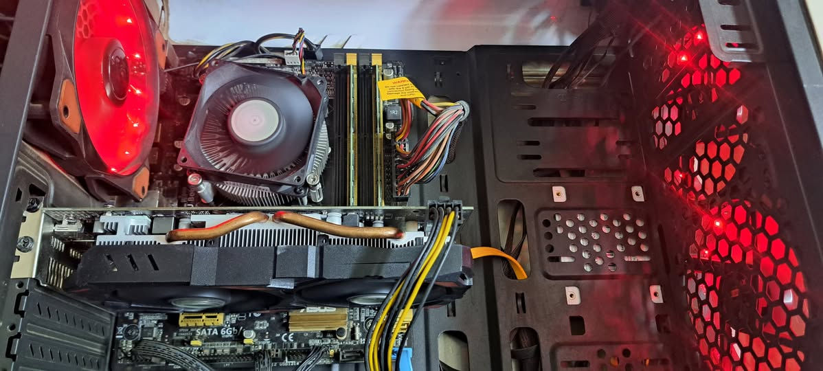 i7-4790 • RX580 8GB • بغداد شارع الصناعة