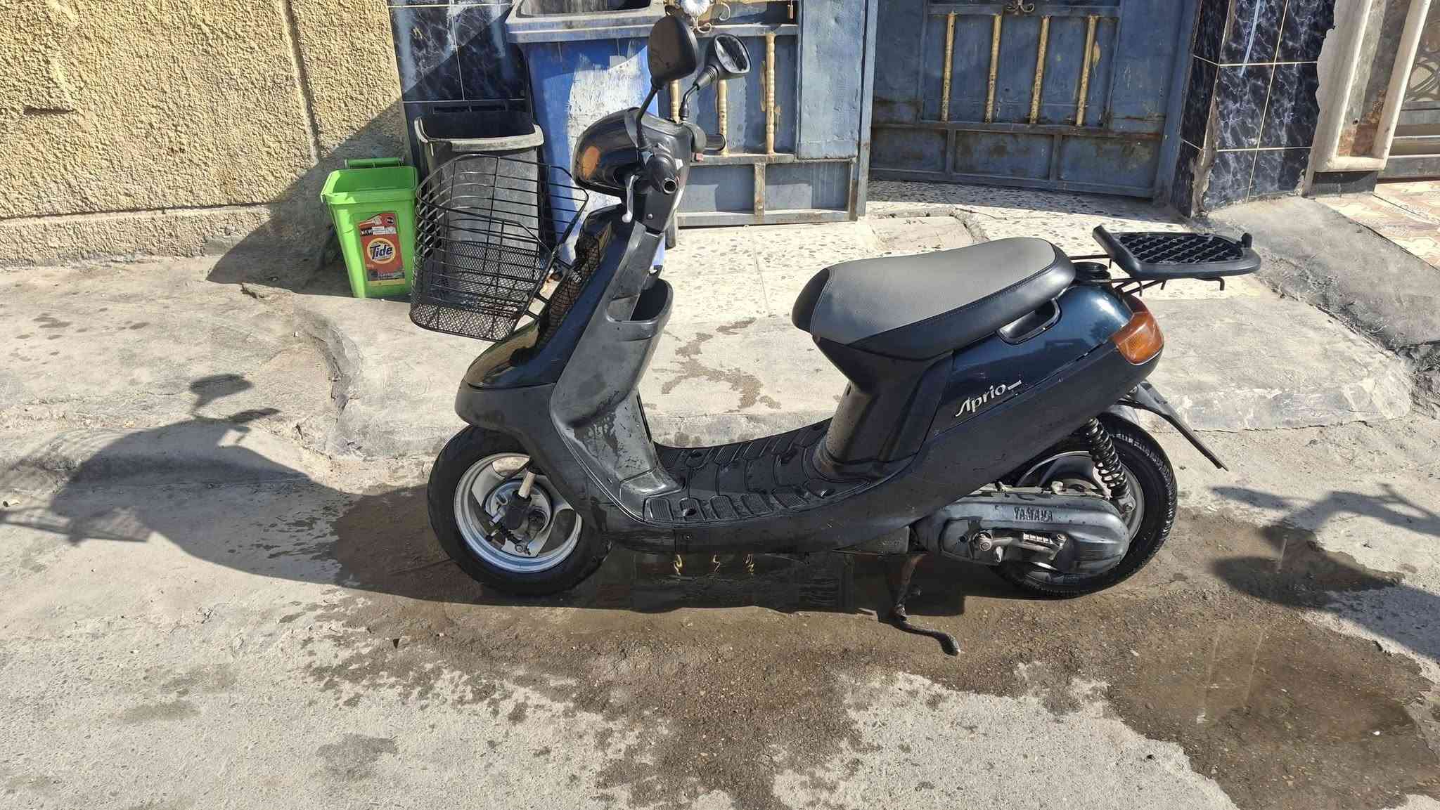 السلام عليكم دراجه بطه للبيع سعر 325 وبيها مجال شيء خليل كان بغداد الحريه ما بيها صوت اكسيل كهربائياته كلها شغاله سلفوهندر ***********
