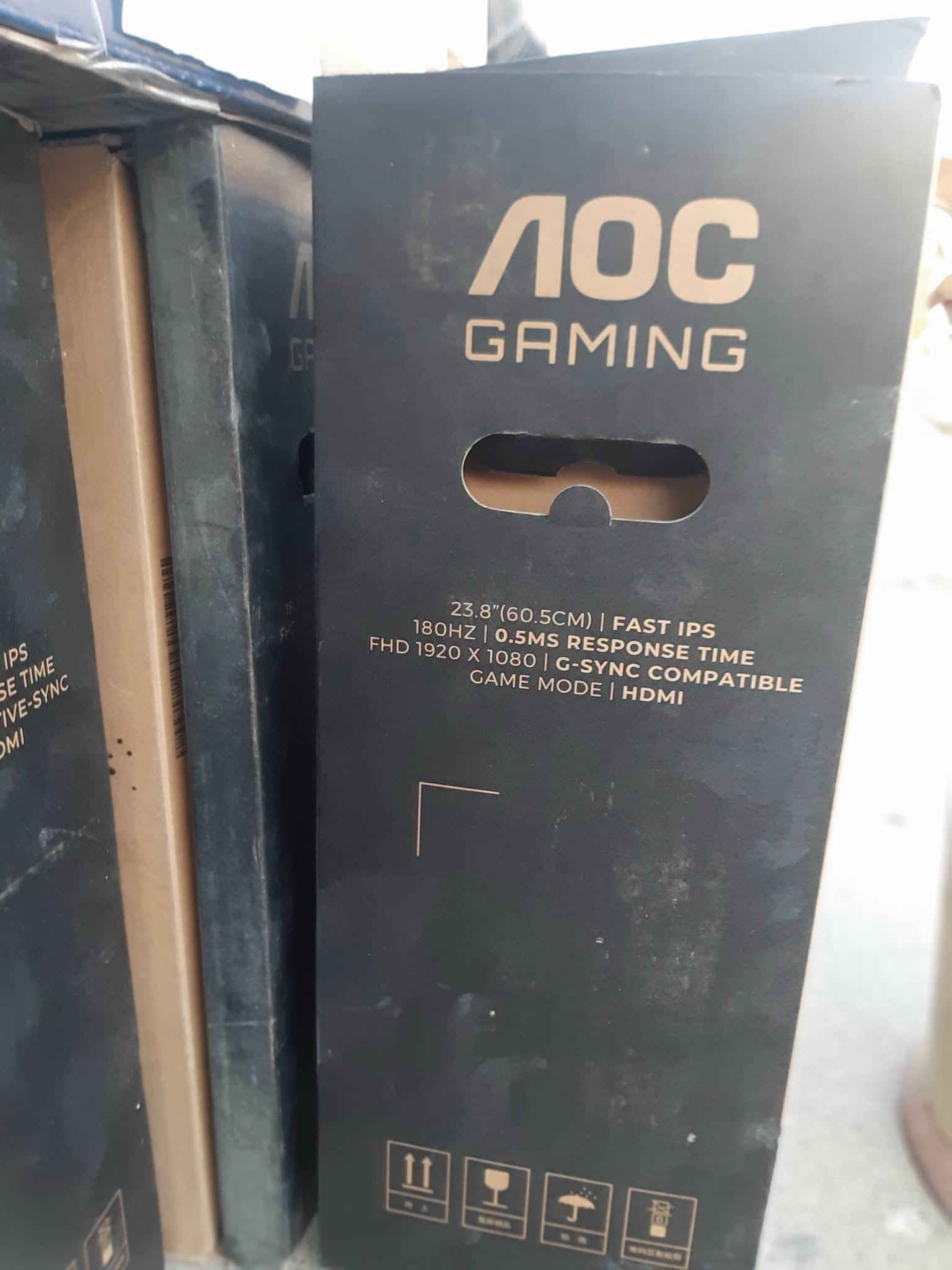 السلام عليكم 
متوفر كمية شاشات Samsung و AOC تصفية مخزن 
الشاشات بدون ضمان تنباع ، بيهم كسر أو خطوط بالصورة 
مناسبة للصيانة، التصليح أو الاستفادة من القطع 
سعر القطعة 35 الف 
متوفر خدمة التوصيل الي جميع المحافظات 
***********
***********
