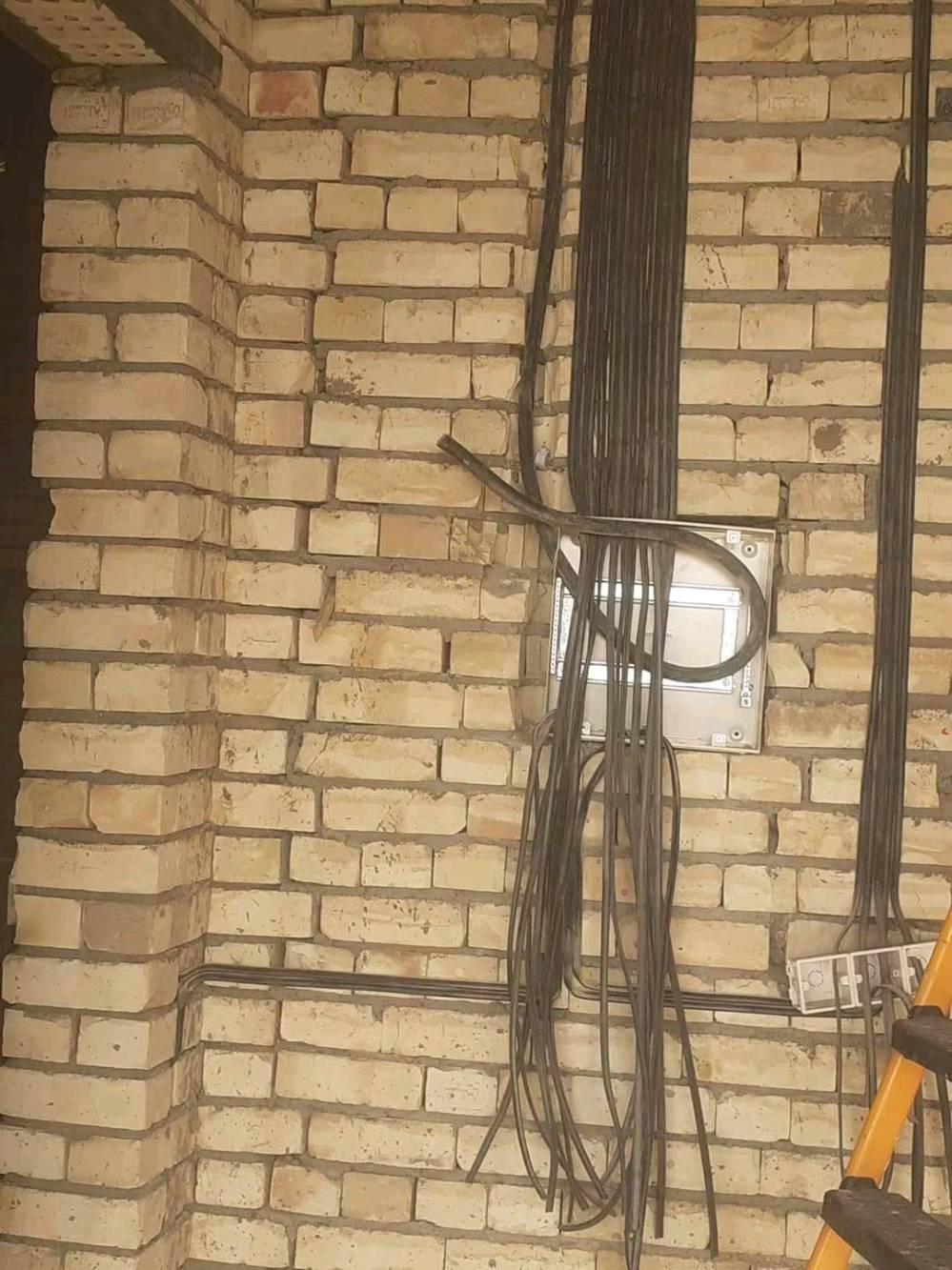 كادر كهرباء عمل جميع مناطق بغداد