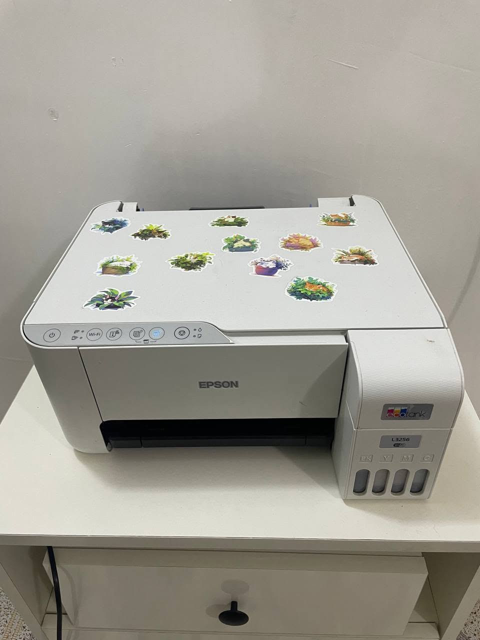 السلام عليكم
طابعه للبيع EPSONL3256
طابعه نضيفه الله شاهد مداخله تصليح ابد او استخدام سنه وحده او ما مبدل احبار ابد هوه نفسه الي بل كارتون مستخدمه يعني مستخدمه قليل طباعه راقيه السعر150 مكاني داموك /***********
