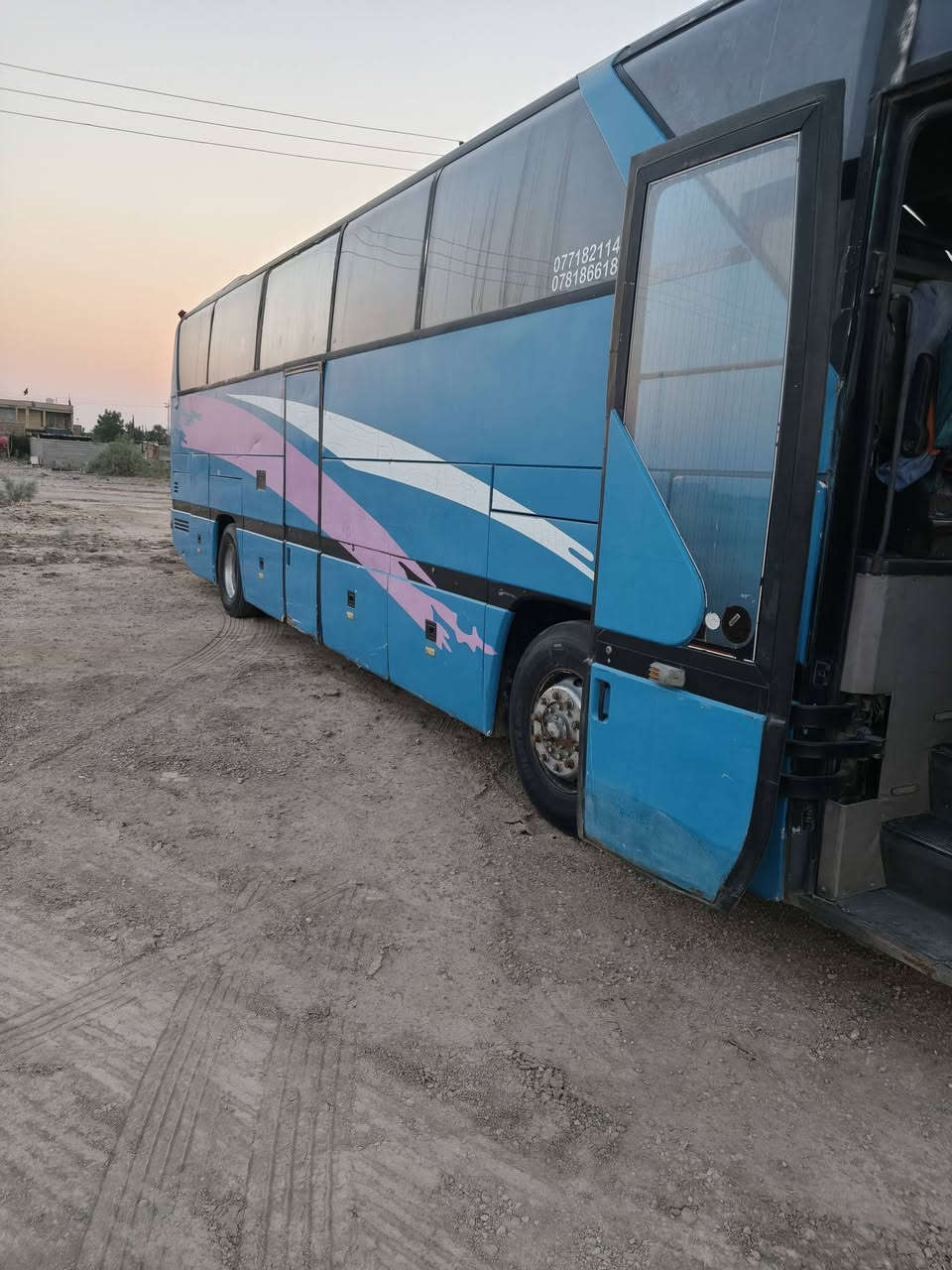 ع سلام عليكم سياره 403 البيع  سياره جاهزه مكينه جديده تخم تاير حداديه كهربائيات كله شغال مكانه العمارة الاستفسار ***********
