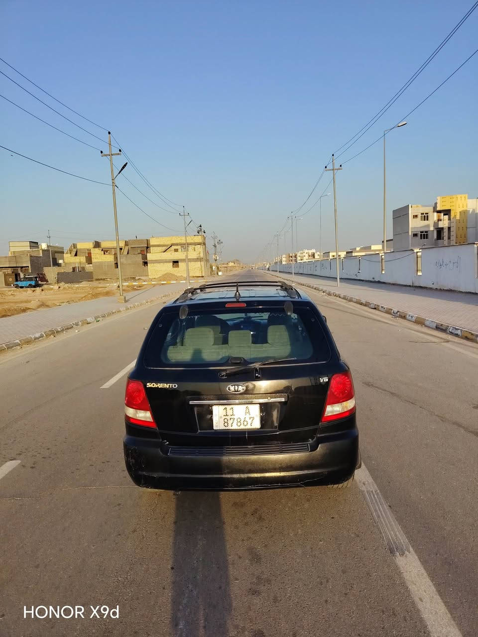 السلام عليكم
سورنتو 2006 أمريكي سياره خير من الله
تخم تاير جديد
أدامه ابريك جديد
تبريد ثلج
مكينه 3500
السياره مصبوغه عام للجماليه
بيها خياسات بل دوس فقط و خيط بخار قليل
كهربائيات كلها شغاله وخير من الله
رقم بغداد دولي بأسمي  سنويه جديده لل 2029
السعر قيم بلحض ولبخت واخذ للاستفسار *********** مكاني واسط صويره
