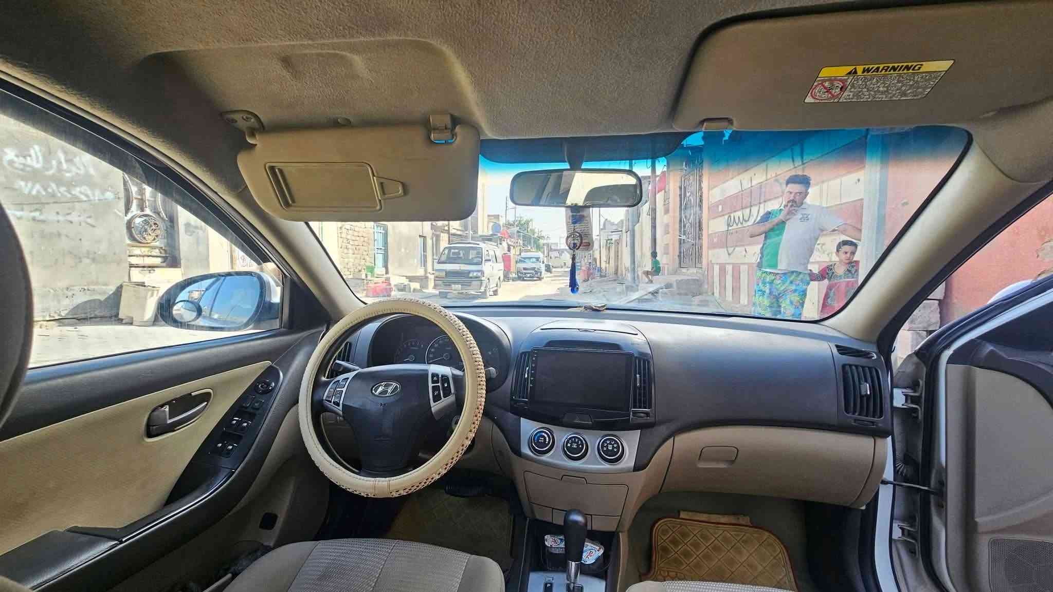 السلام عليكم
النترا ٢٠١٠ خليجي رقم بصرة بأسمنة 
كفالة ضربة وصبغ وتبديل ومعجون 
.. التقرير موجود بالصور.. بارد بخشم المدكر فقط
تخم تاير جديد
 باتري جديد 
تبريد تدفئة
  شاشة كامرة 
تحكم استيرن جهتين بس مارابطي بالشاشة
  مكينة ١٦٠٠ امبدلة ولف فقط
حدادية نص ونص..
 موجودة بالبصرة الحيانية .. السعر 100 وبي مجال قليل
***********
***********
