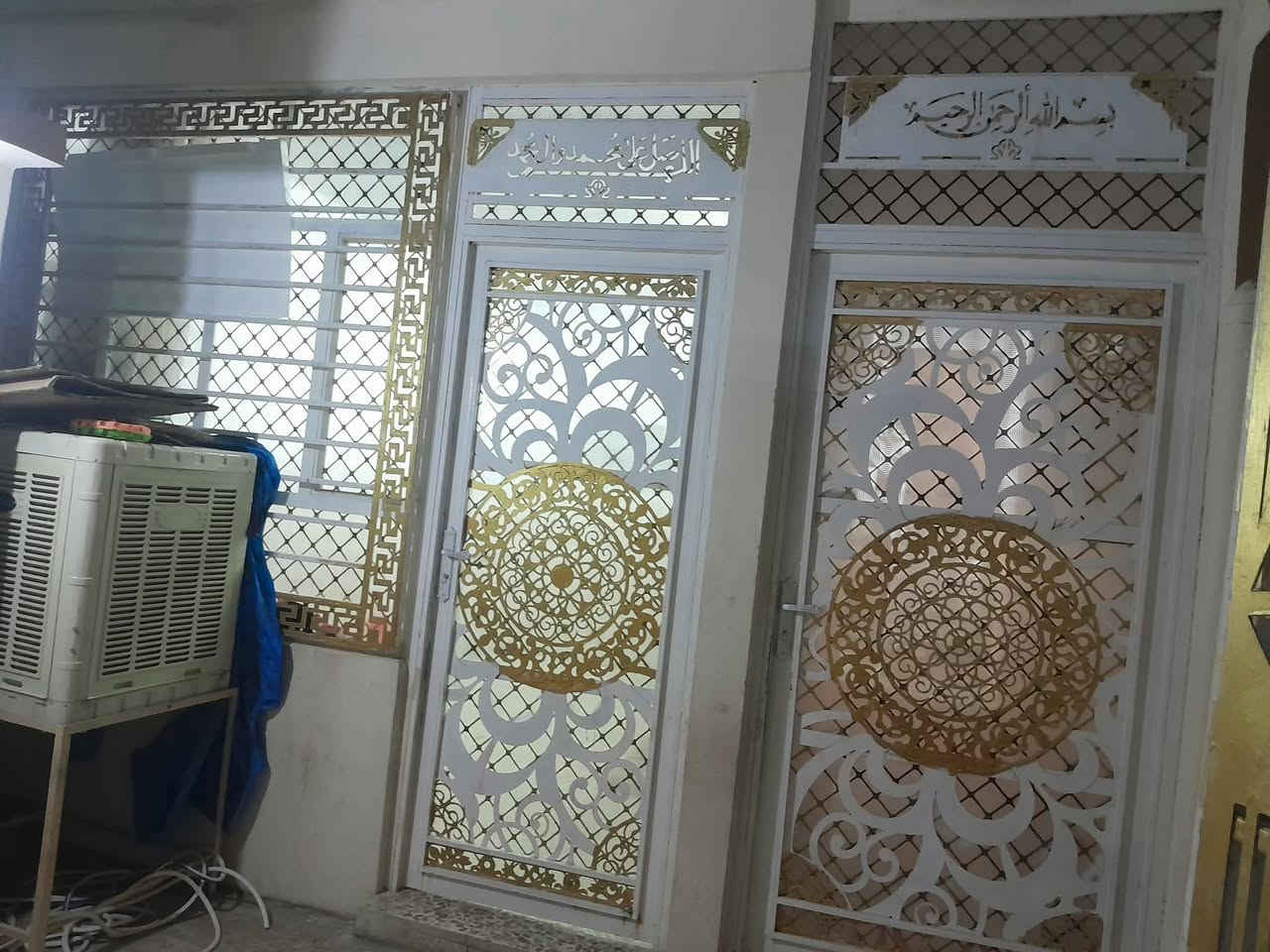 عندي بيت اللبيع حي الهرمات مساحة ١٠٠متر بناء حديث ملك صرف طابو السعر ٥٨مليون وبي مجال قليل هرمات الخامسة يم سايدين ربيعه يم المول تي مارت
الرقم خاص
