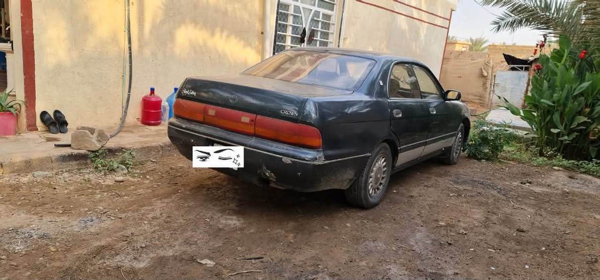 بطة متصل لون زيتوني سيارة خير من الله بس بيها نقص صدر نص عمر  محرك كهربائيات خير من الله حدادية مابيها نقص 
سيارة جاهزة سنوية ل28باسمي تحويل مباشر 
مكان السيارة ناحية الحاتمية 
السعر 35$بيها مجال للشراي 
***********
